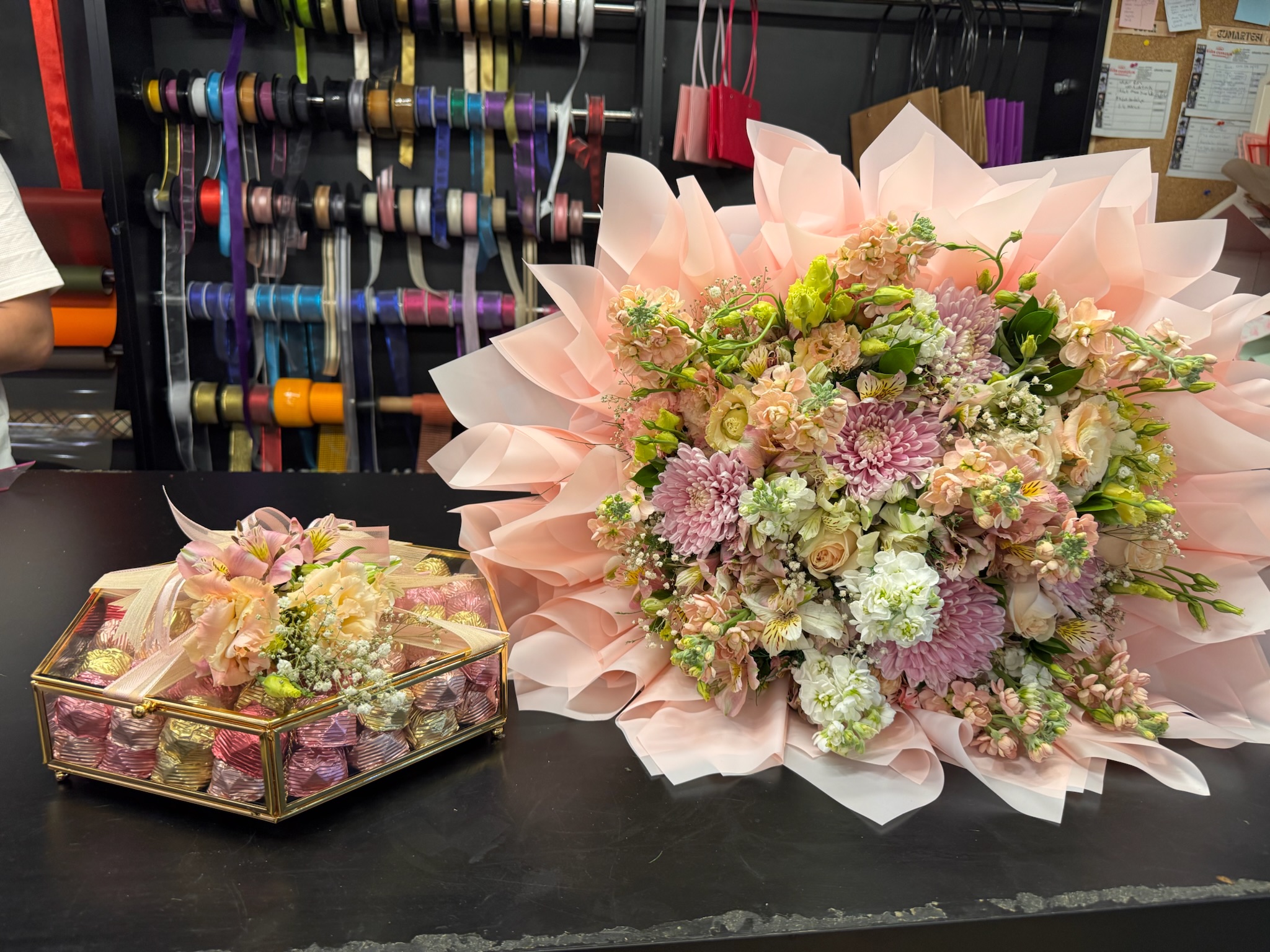 İsteme Çiçeği- Çikolata Seti